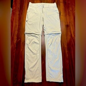 Women’s Size 8 | Columbia Omni-Shield Hiking/Fishing Convertible Pants - khaki